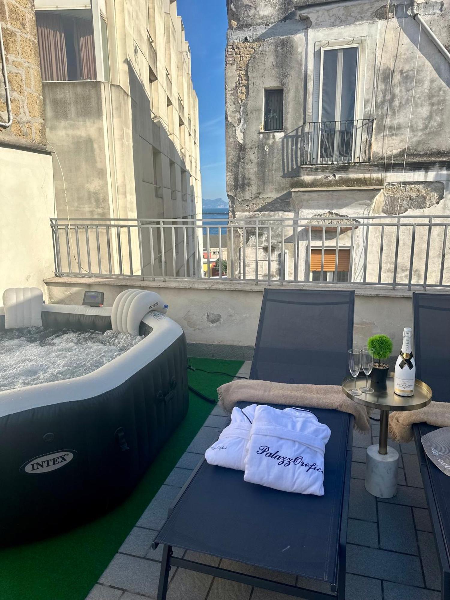Palazzorefici ナポリ エクステリア 写真